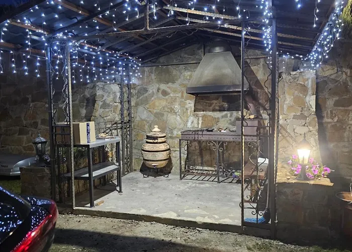 L - Hutir Holiday home
