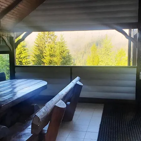 L-khutir Cottage7