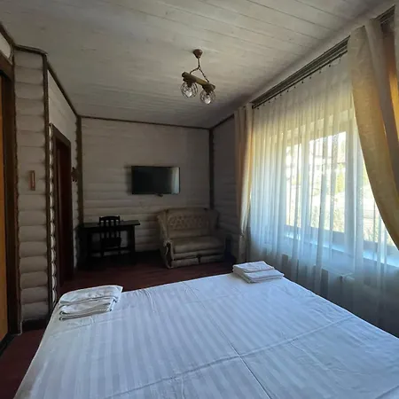 L-khutir Cottage7 Mykulychyn