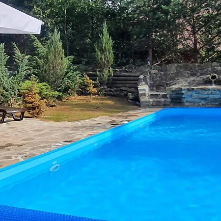 L-khutir Cottage7