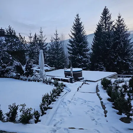 L-khutir Cottage7 * Mykulychyn