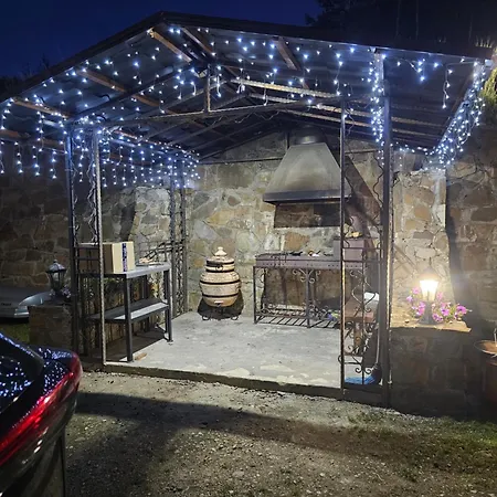 L - Hutir Holiday home